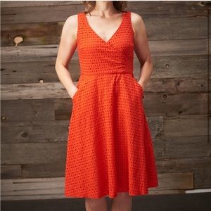 Boden 100% Cotton Vanda Broderie Red Eyelet Dress Midi Long Vneck - Size 6 NWOT